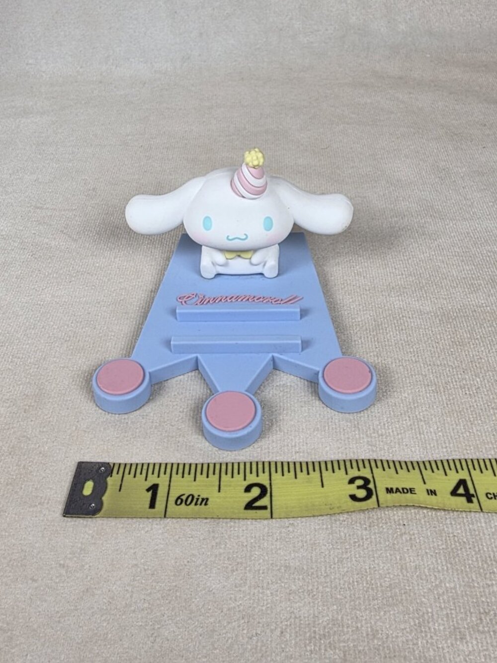 Sanrio Miniso Cinnamoroll Crown Phone Holder Stand + 2 K pop Singers - Picture 8 of 10